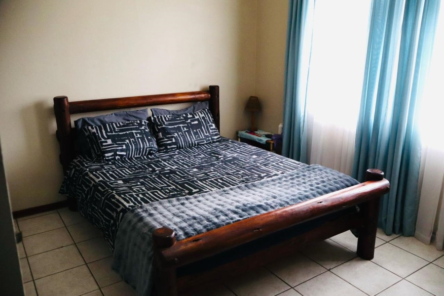 2 Bedroom Property for Sale in Rustenburg Central North West